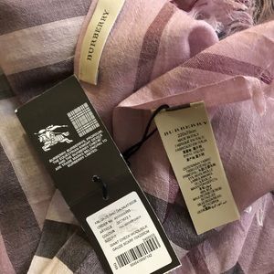 BURBERRY Giant Check Silk/Wool Scarf